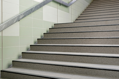 Die Treppe vor der Sanierung